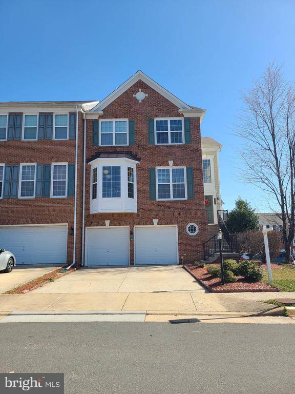 8925 PURPLE LILAC CIR, Lorton, VA 22079