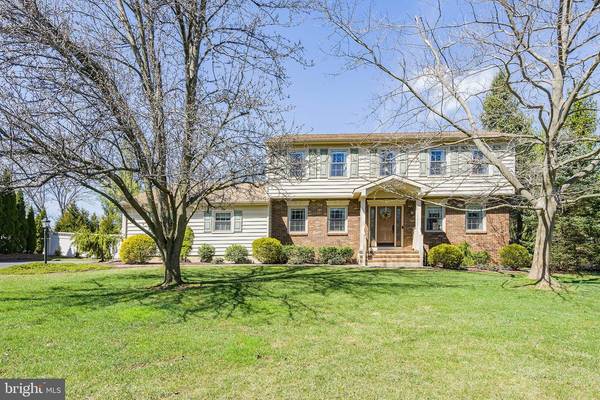 10 FORMAN AVE, Monroe Township, NJ 08831