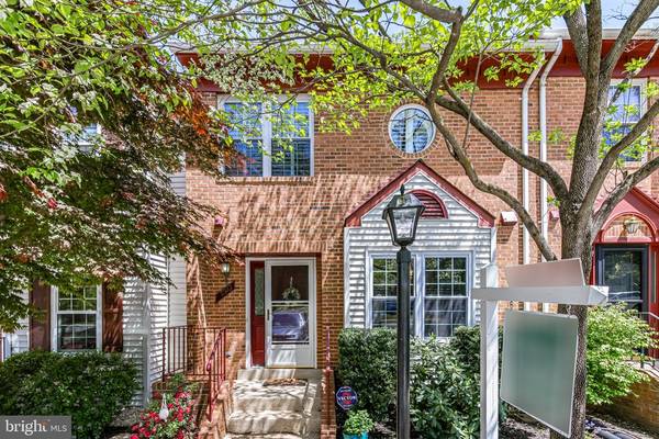 5913 HIGH MEADOW RD, Alexandria, VA 22310