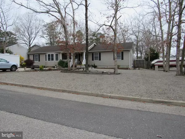 161 MOORING RD, Manahawkin, NJ 08050