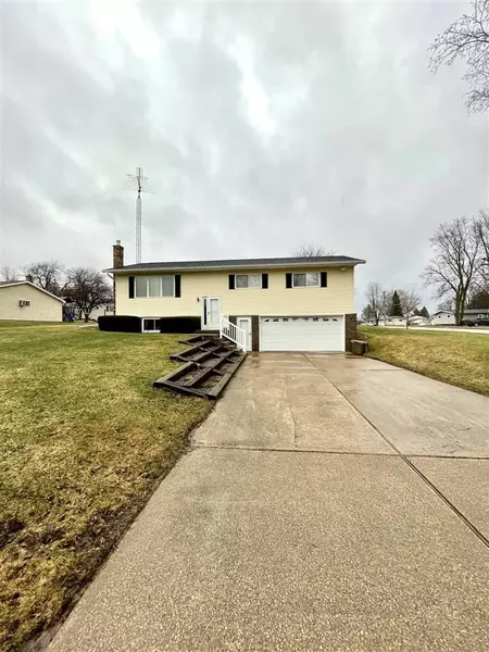 1460 16th St, Fennimore, WI 53809