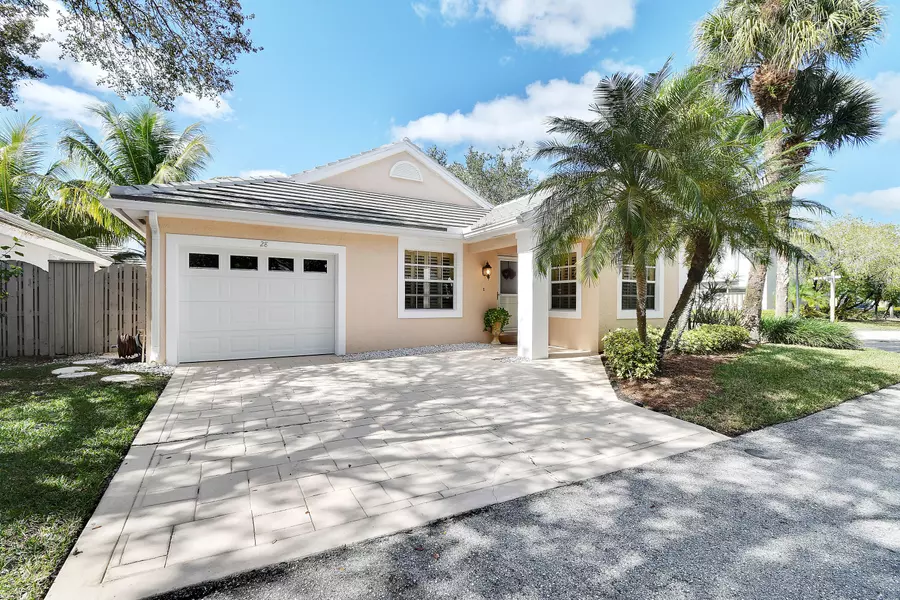 28 Governors CT, Palm Beach Gardens, FL 33418