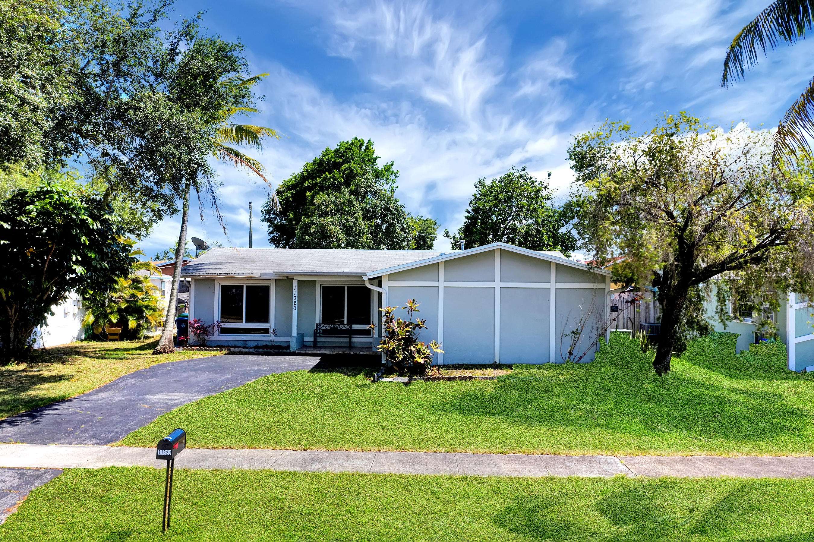 11320 NW 32nd PL, Sunrise, FL 33323