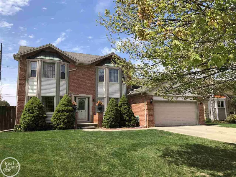 43035 Sinnamon, Clinton Township, MI 48038