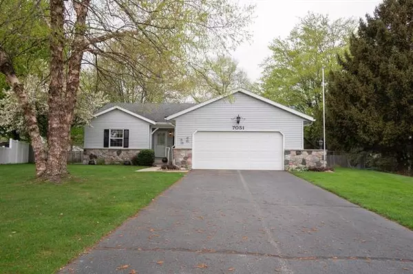 Jenison, MI 49428,7051 Oak Hollow Court