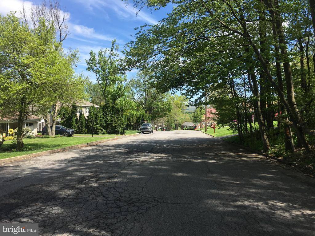 Pottsville, PA 17901,137 S 26TH ST