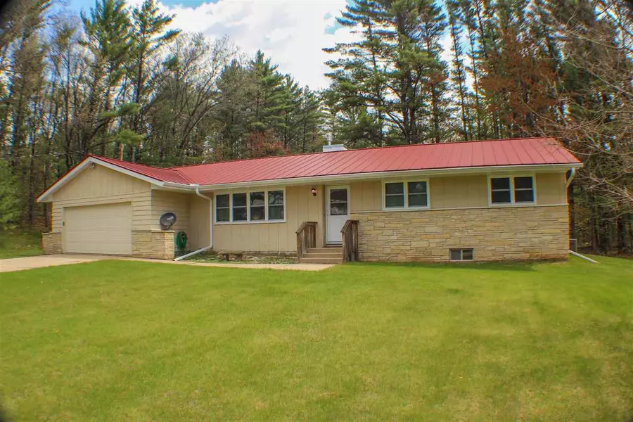 2464 Hwy 12, Warrens, WI 54660