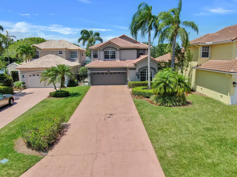 10375 Osprey TRCE, West Palm Beach, FL 33412