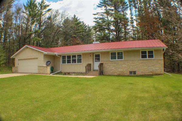 2464 Hwy 12, Warrens, WI 54660