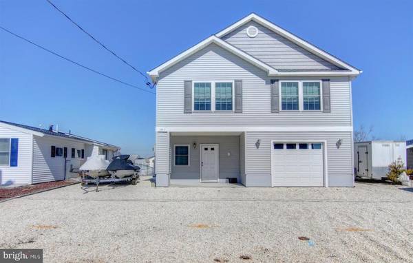 141 E SUSQUEHANNA DR, Tuckerton, NJ 08087