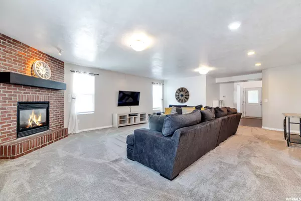 Herriman, UT 84096,13648 S BARREL CT