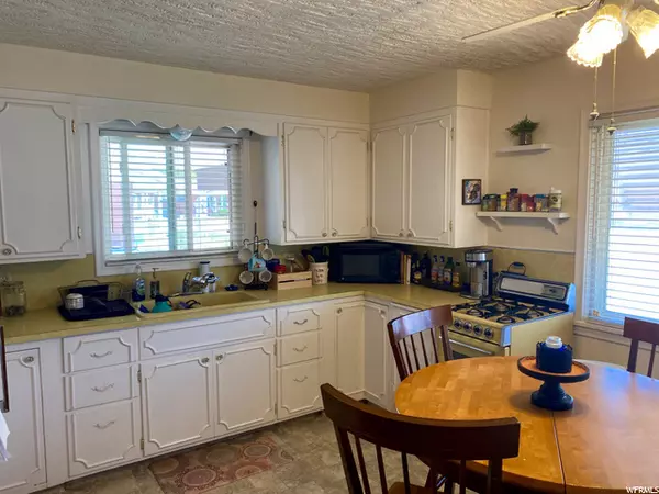 Washington Terrace, UT 84405,310 E 4300 S