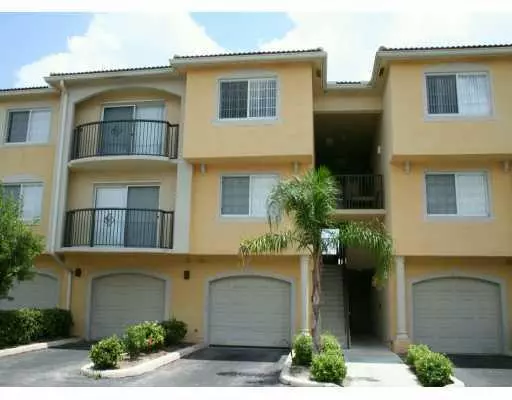 Royal Palm Beach, FL 33411,300 N N Crestwood 310 CT 310