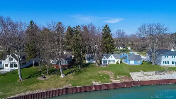 Port Sanilac, MI 48469,371 S Lake