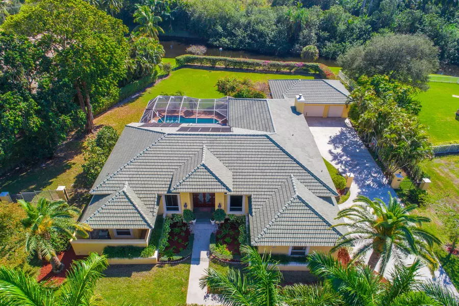 8682 Sawpine RD, Delray Beach, FL 33446