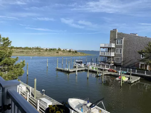 Somers Point, NJ 08224,914 Harbour Cove #914