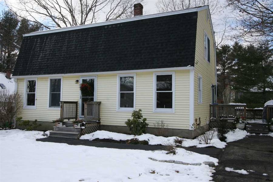 6 Alder DR, South Berwick, ME 03908