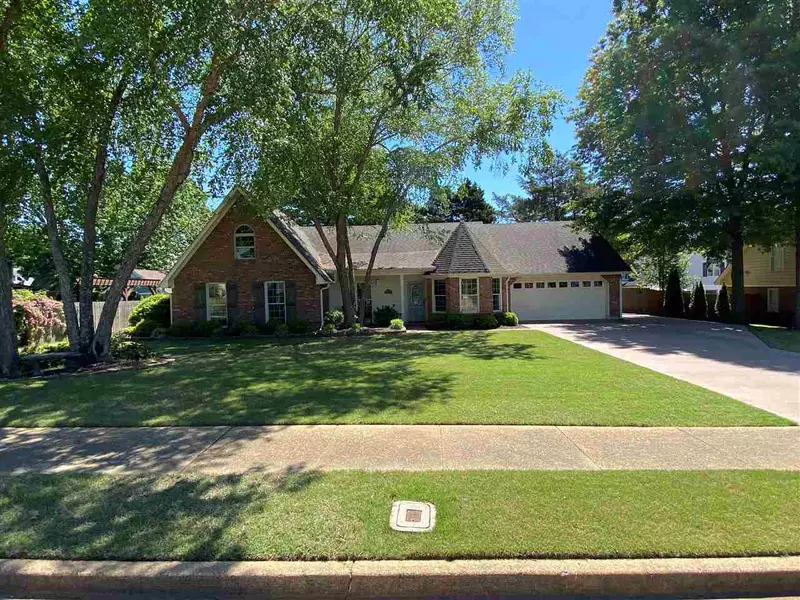 872 OAK WOOD LN, Collierville, TN 38017