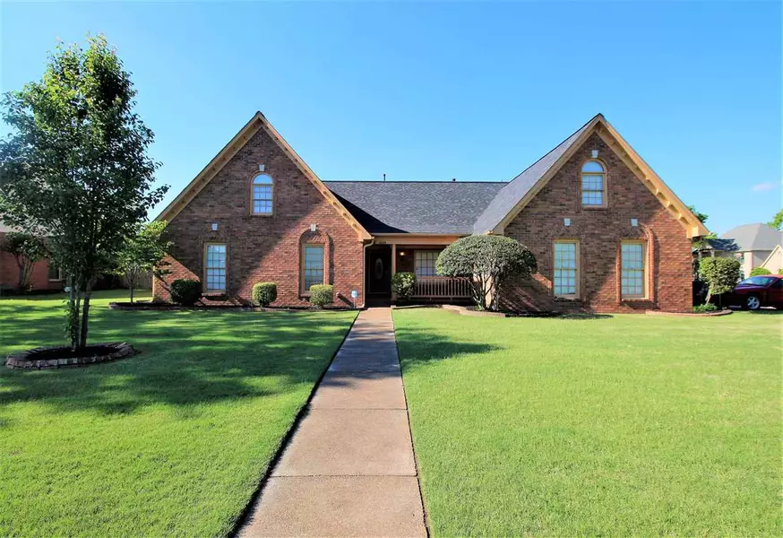 1639 GRAFTON CV, Collierville, TN 38017