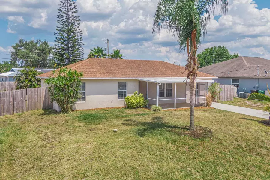 4473 SW Idlewild ST, Port Saint Lucie, FL 34953