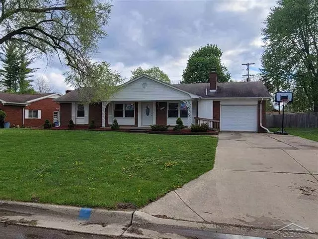 3170 FLAMINGO, Saginaw, MI 48601