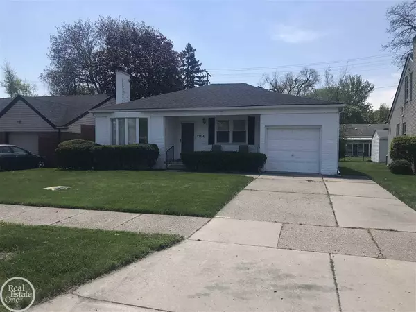 21114 Vernier, Harper Woods, MI 48225