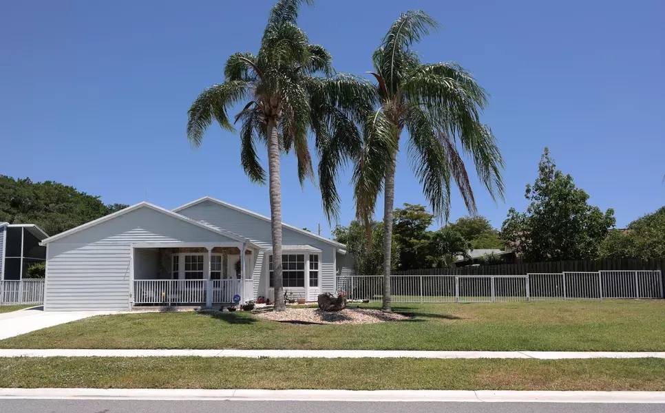 5027 Brian BLVD, Boynton Beach, FL 33472