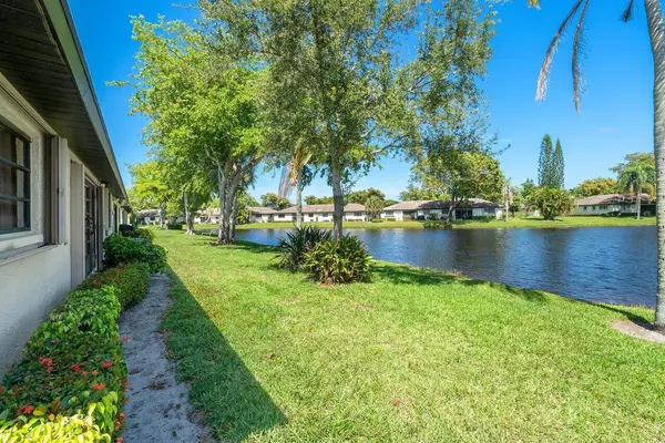 Boynton Beach, FL 33436,4854 Equestrian CIR B