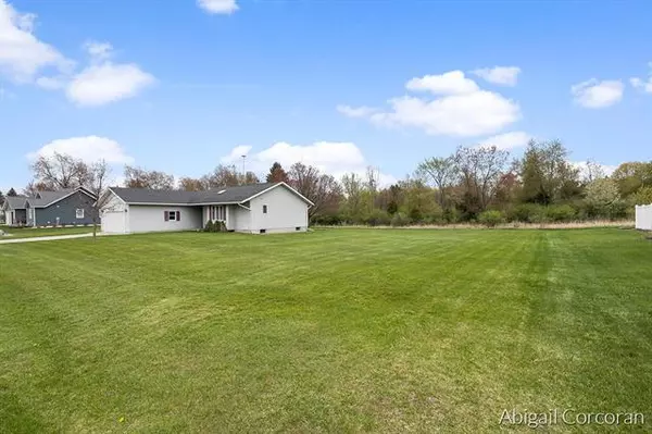 Edmore Vlg-home Twp, MI 48829,251 Charlotte Street