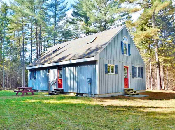 169 Merit DR, Errol, NH 03579