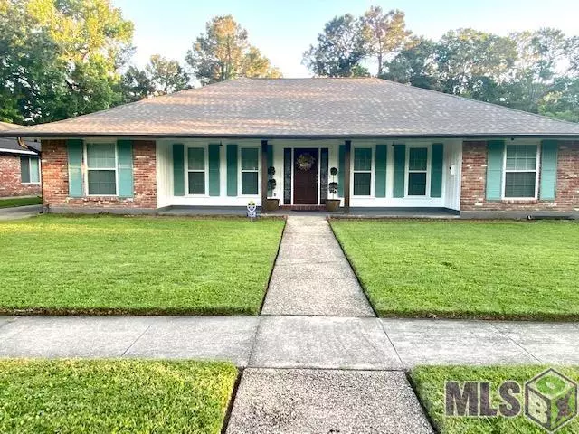 10918 MAJOR OAK DR, Baton Rouge, LA 70815