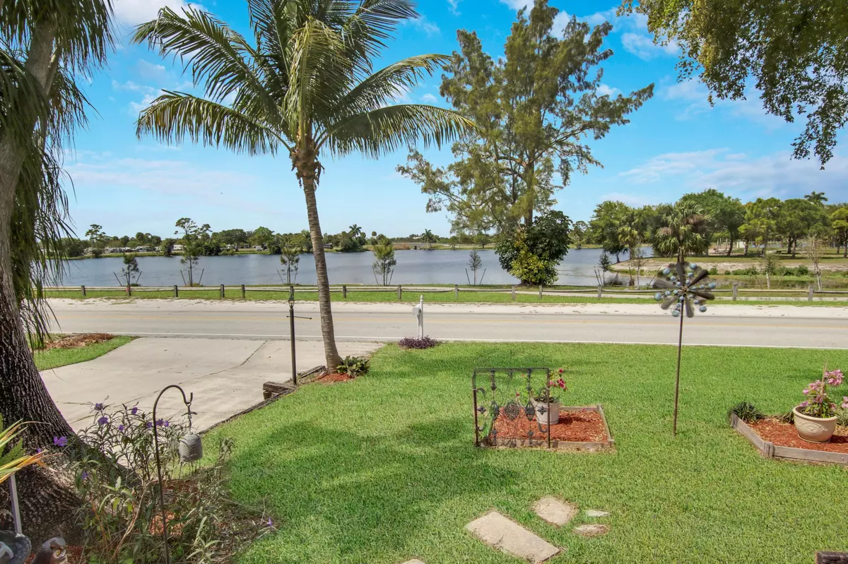 Lake Worth, FL 33461,5234 Lake Osborne DR