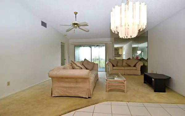 Hobe Sound, FL 33455,8291 SE Croft CIR 10