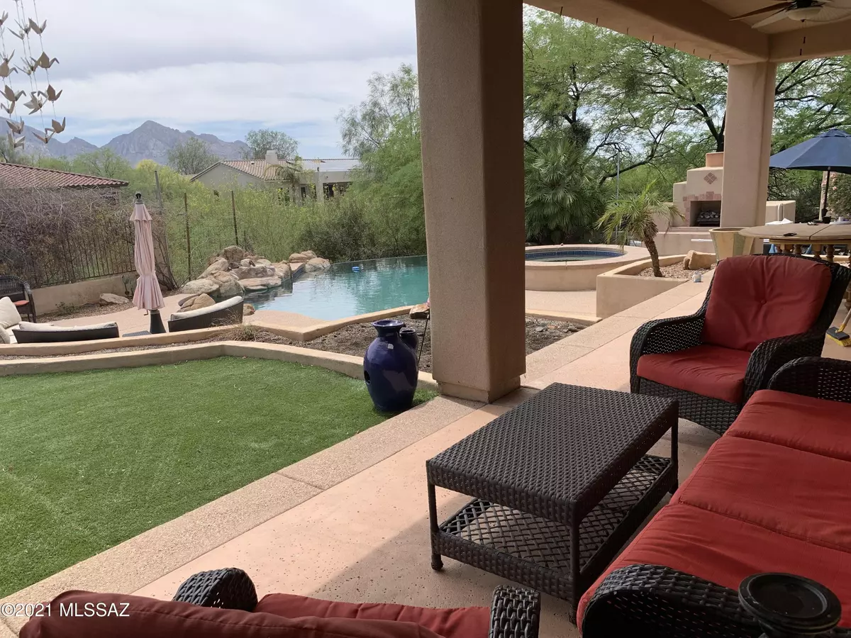 Oro Valley, AZ 85755,12736 N Spirit Mountain Road