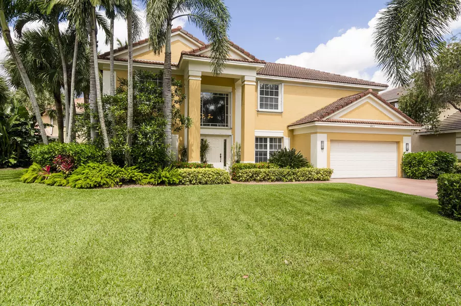 403 Meadowlark LN, Jupiter, FL 33458