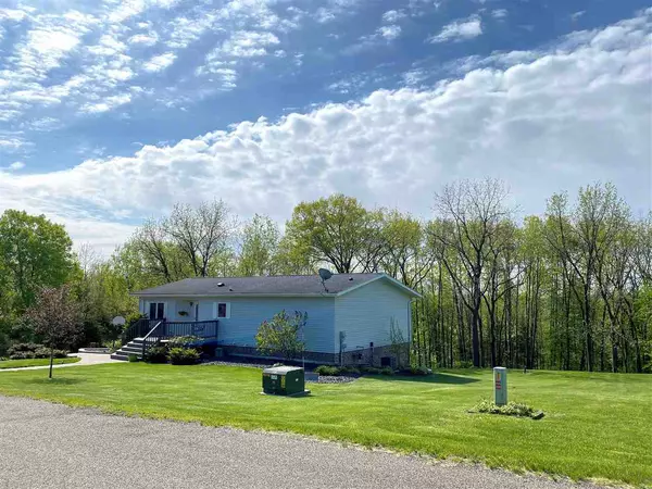 Prairie Du Chien, WI 53821,37707 Maple Ln