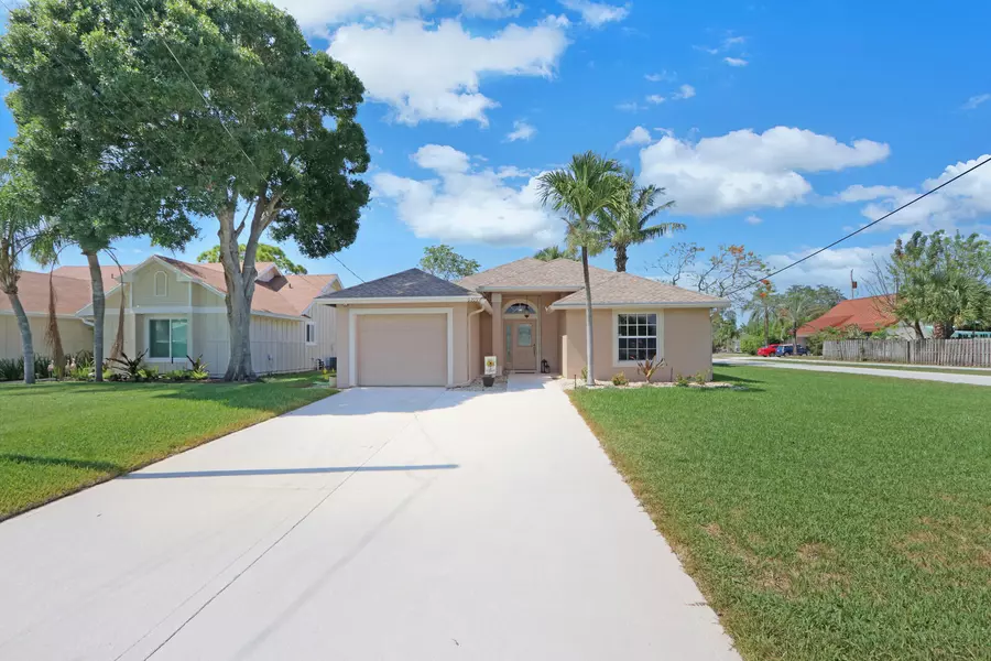 6209 Dania ST, Jupiter, FL 33458