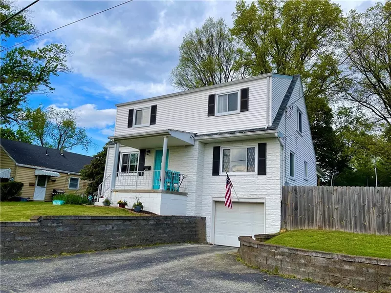 503 Arizona Dr, Lower Burrell, PA 15068