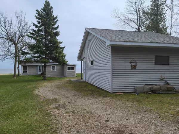 Bark River, MI 49807,278 State Hwy M35