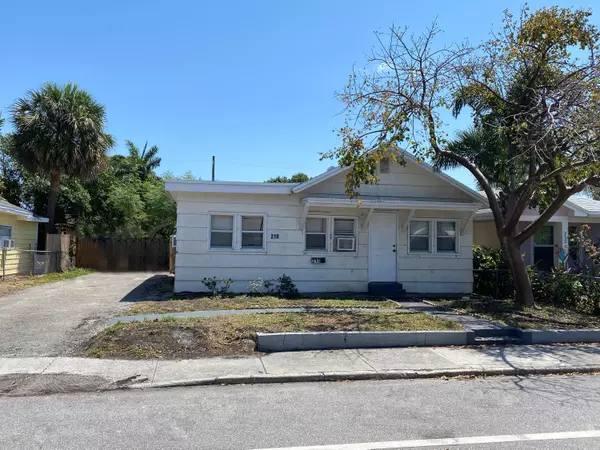 Lake Worth Beach, FL 33460,210 S C ST