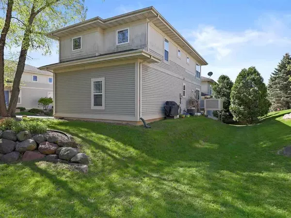 Madison, WI 53719,5 Bennett Ct