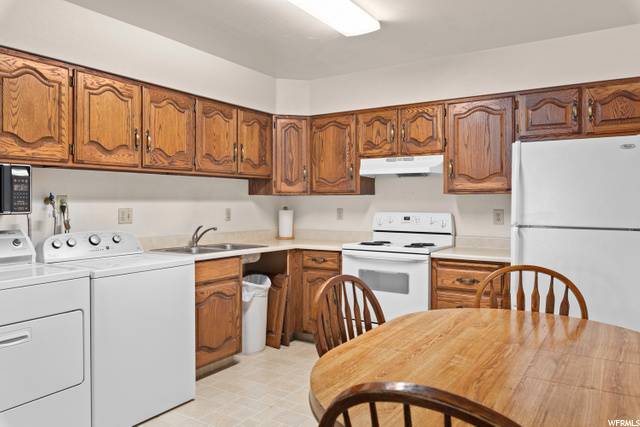 Provo, UT 84606,261 N 400 E #304