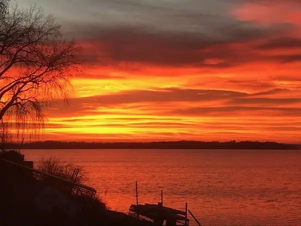 N593 Blackhawk Bluff Dr, Milton, WI 53563