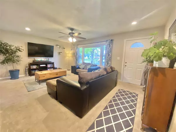 Janesville, WI 53548-1412,1323 MacArthur Dr