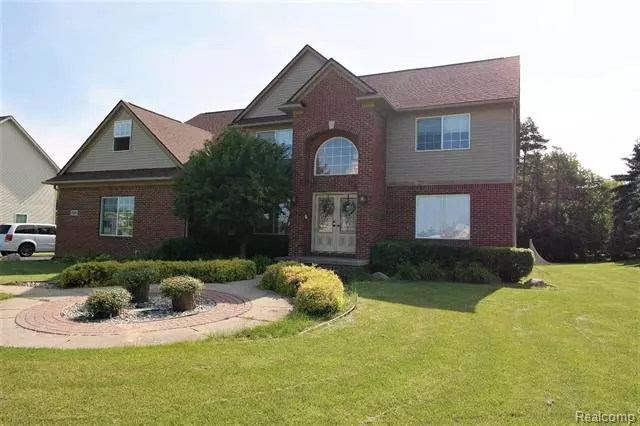 Grand Blanc, MI 48439,7341 WESTMINSTER CIR