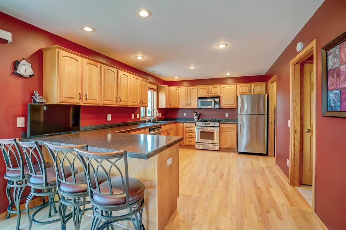 Stoughton, WI 53589,373 STONEY RIDGE TR