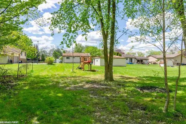 Chesterfield, MI 48047,47130 Hennings