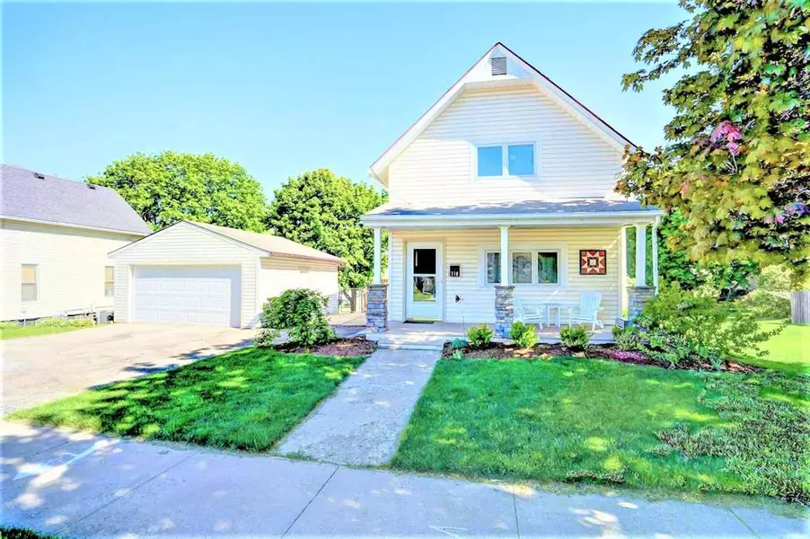 116 W Chicago St, Stoughton, WI 53589