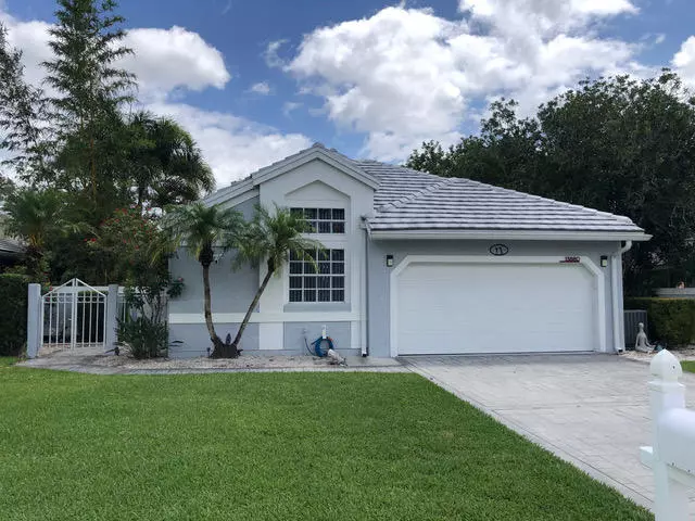 13880 Crosspointe CT, Palm Beach Gardens, FL 33408