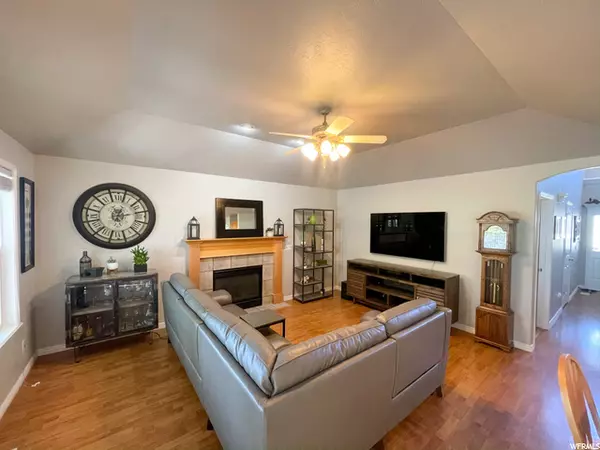 Riverdale, UT 84405,3951 S 900 W